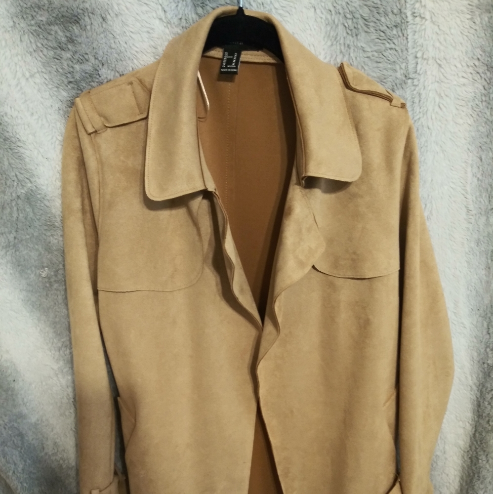 FOREVER 21 long Suede coat size M